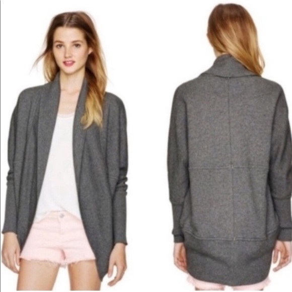 Aritzia Wilfred Diderot Coccoon Sweater in grey - Picture 1 of 12
